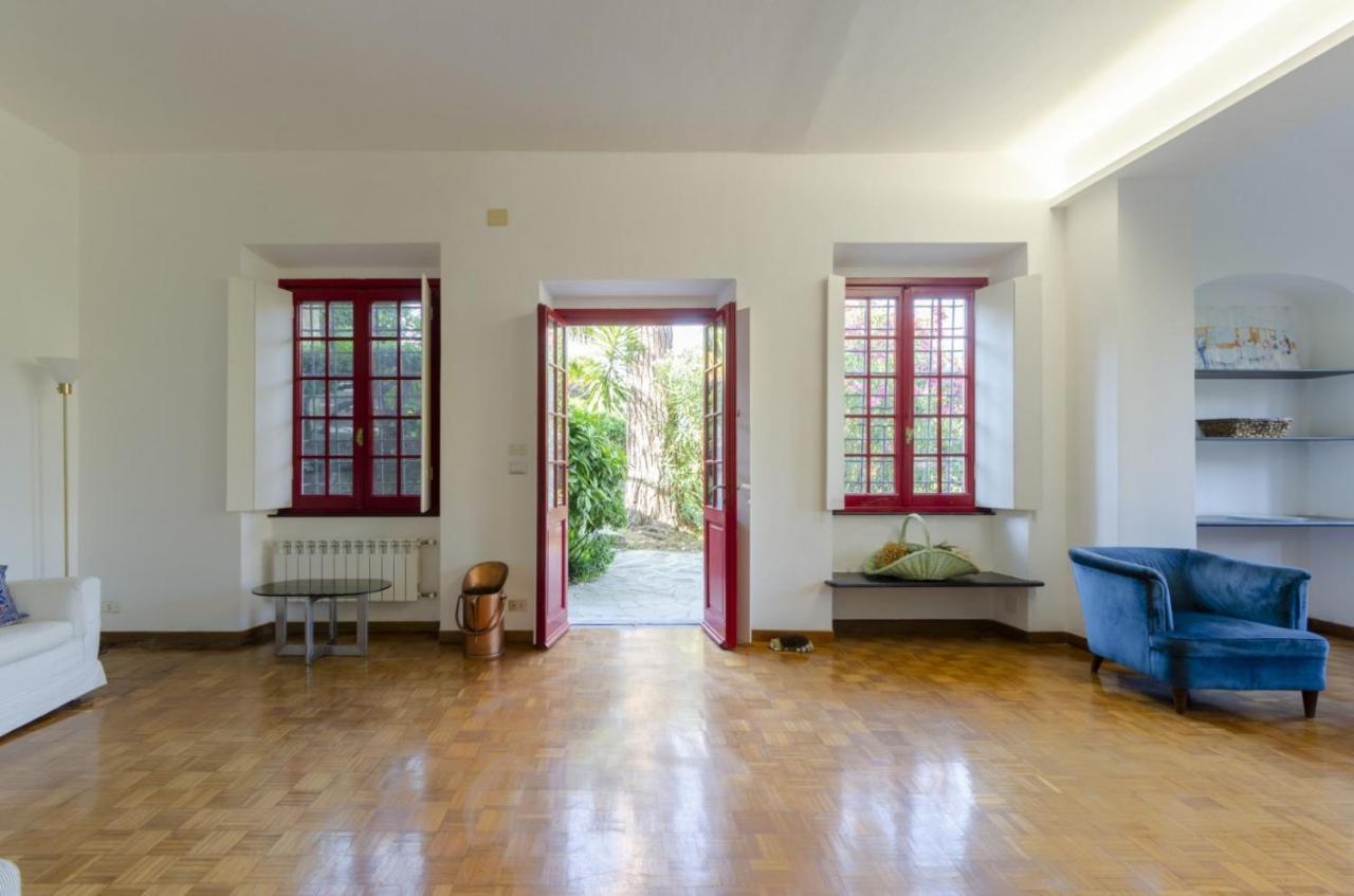 Joivy Apt With Amazing Sea View And Patio, Next To Port Of Rapallo Exterior photo