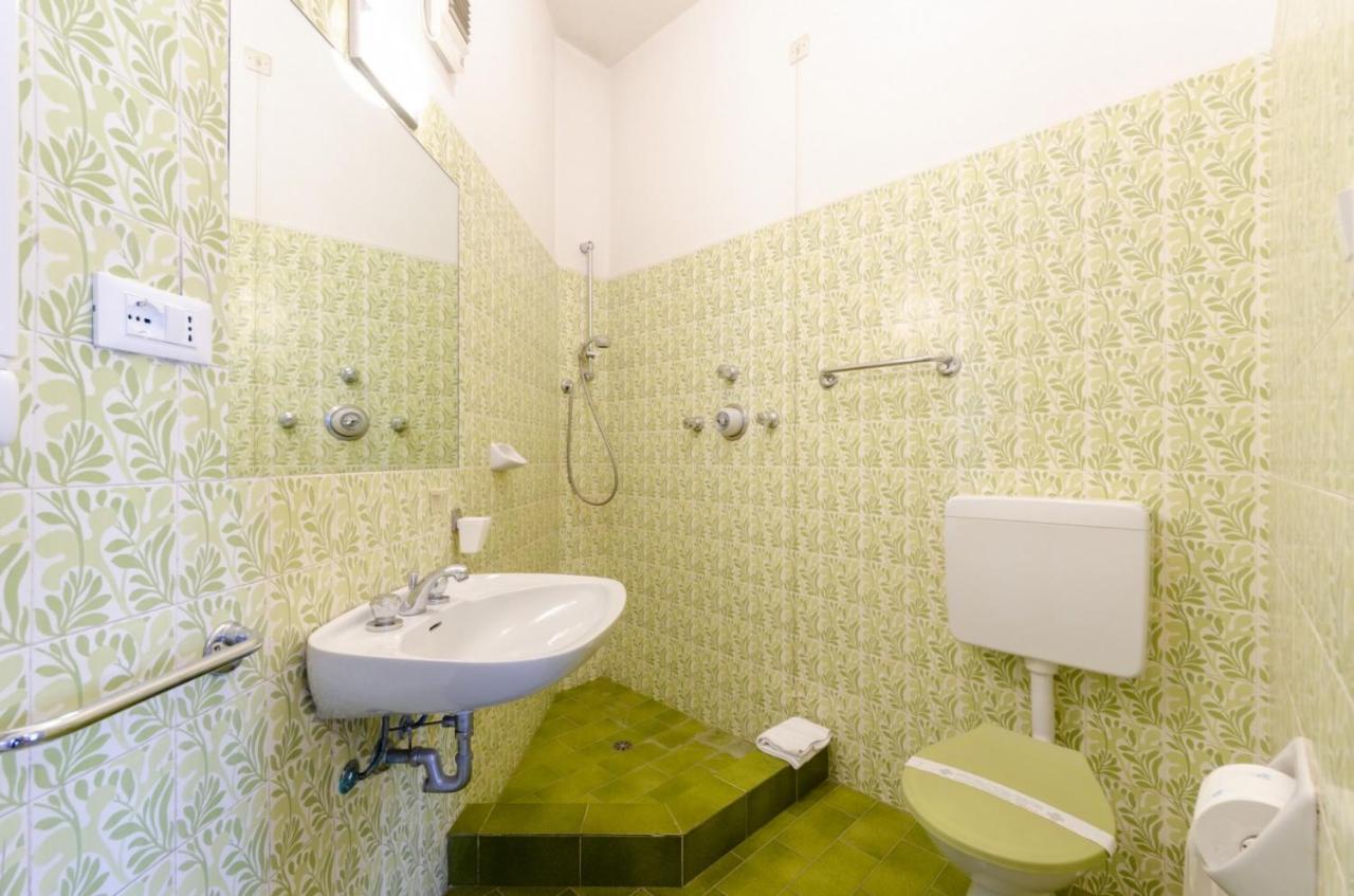 Joivy Apt With Amazing Sea View And Patio, Next To Port Of Rapallo Exterior photo
